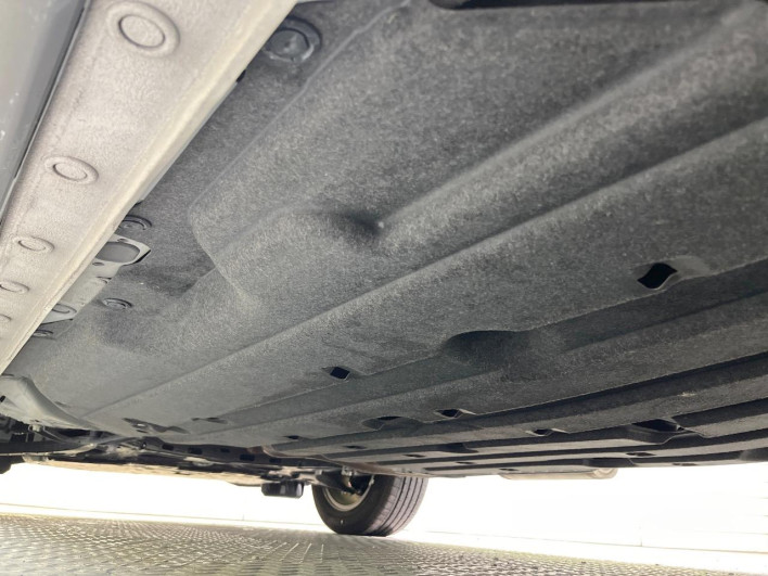 2022 Honda VEZEL 6AA-RV5 (UW-69f0678878f7a)[28]