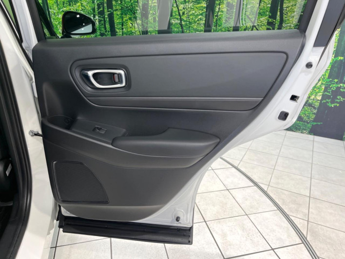 2023 Honda VEZEL 6AA-RV5 (UW-69f0678a119bf)[15]