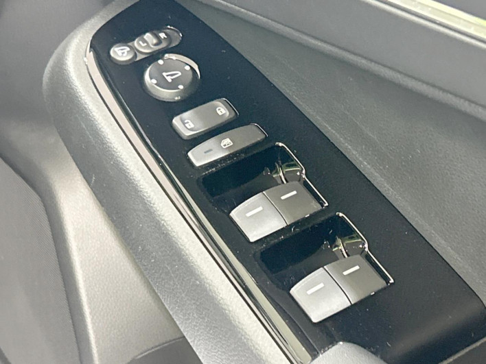 2023 Honda VEZEL 6AA-RV5 (UW-69f0678a118f6)[15]