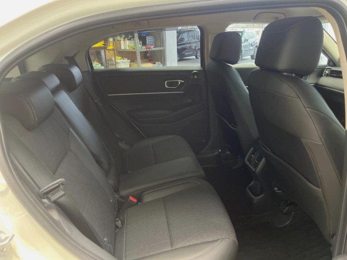 2024 Honda VEZEL 6AA-RV5 (UW-69f0678a5d774)[26]