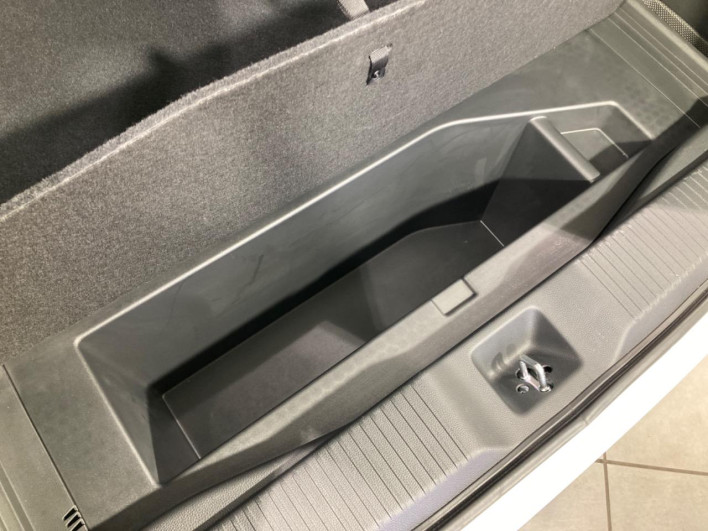 2025 Honda VEZEL 6AA-RV5 (UW-69f0678bdc841)[14]