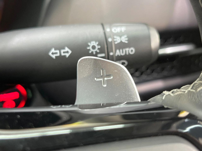 2023 Honda ZR-V 6AA-RZ4 (UW-69f0678c69576)[15]