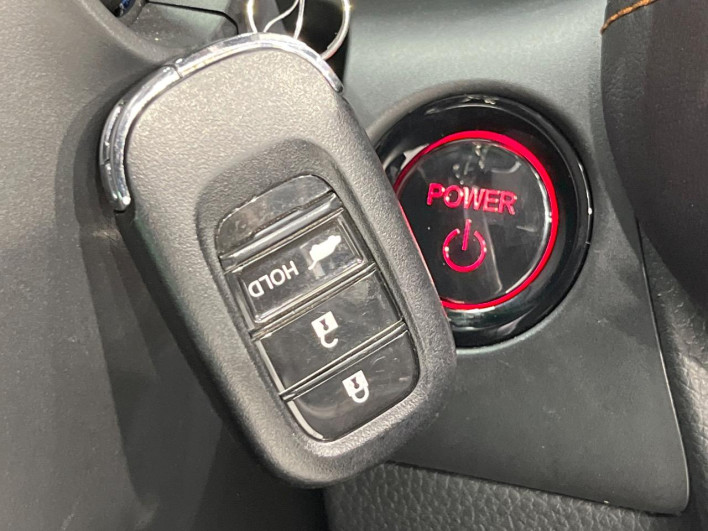 2023 Honda ZR-V 6AA-RZ4 (UW-69f0678c69576)[22]