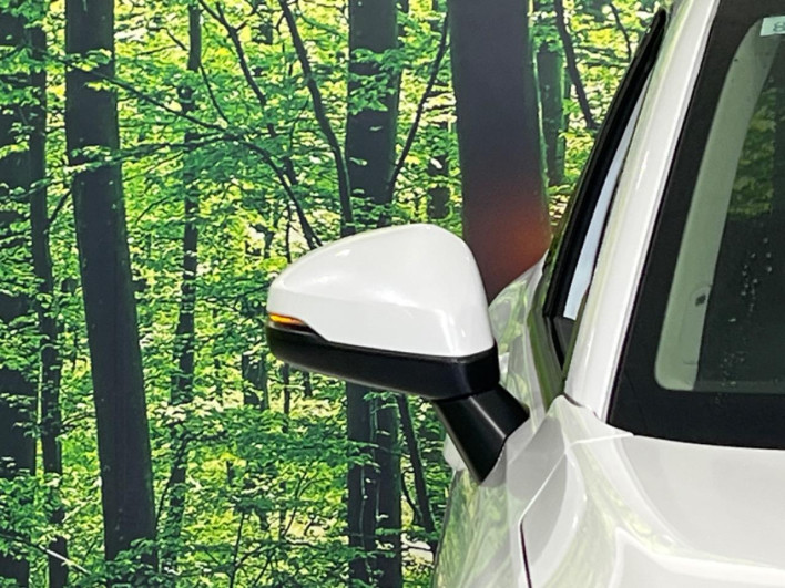 2023 Honda ZR-V 6AA-RZ6 (UW-69f0678d9fe48)[8]