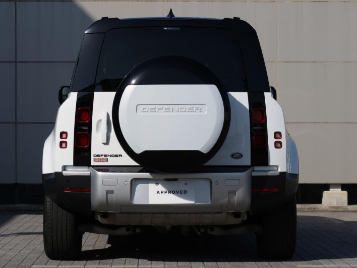 2023 Land Rover Defender 3BA-LE72XAA (UW-69f067905b11a)[13]