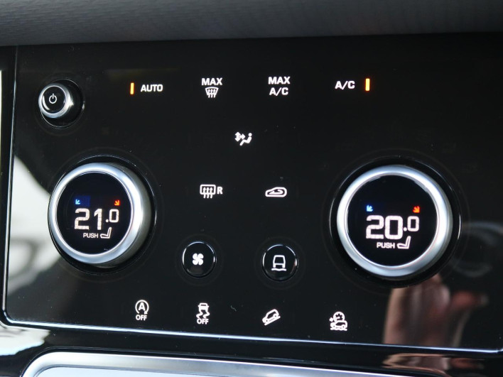 2019 Land Rover Range Rover Evoque 3DA-LZ2NA (UW-69f067928465e)[28]