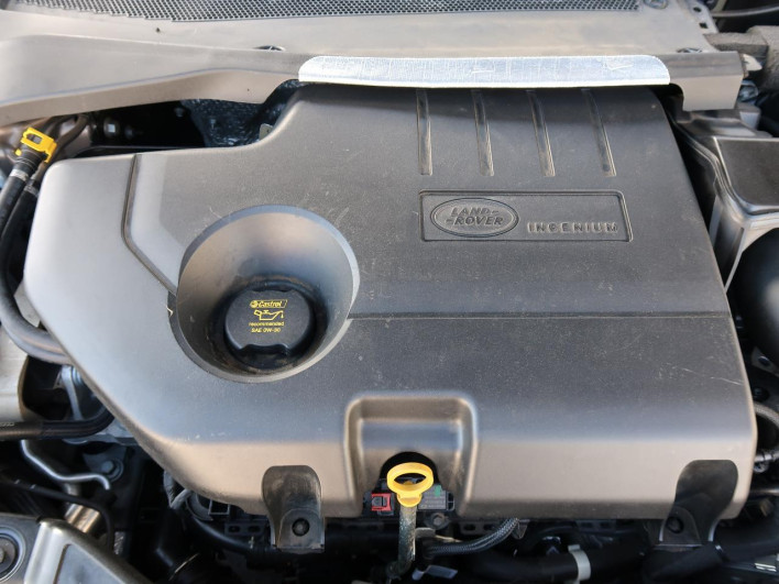 2019 Land Rover Range Rover Evoque 3DA-LZ2NA (UW-69f067928465e)[18]
