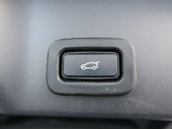 2019 Land Rover Range Rover Evoque 3DA-LZ2NA (UW-69f067928465e)[21]