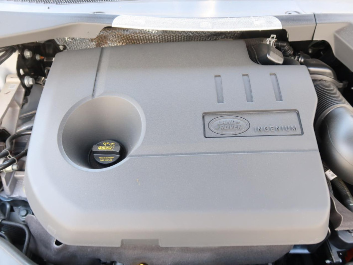 2025 Land Rover Range Rover Evoque 3LA-LZ15TB (UW-69f06793c447e)[19]