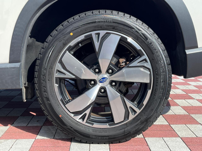 2019 Subaru Forester 5AA-SKE (UW-69f06793f1b24)[18]