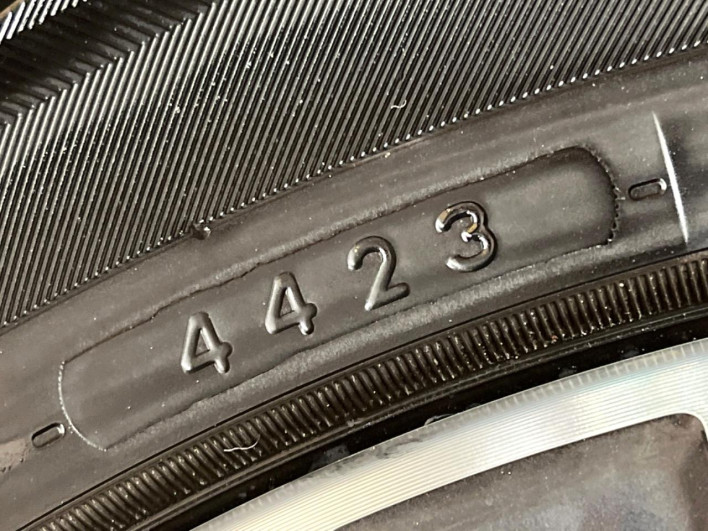 2019 Subaru Forester 5AA-SKE (UW-69f06794260c8)[7]