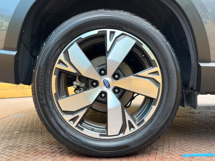 2019 Subaru Forester 5AA-SKE (UW-69f06794260c8)[5]