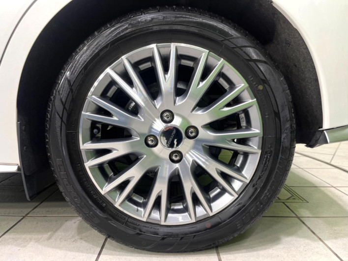 2021 Nissan Note 6AA-SNE13 (UW-69f06795822e0)[9]