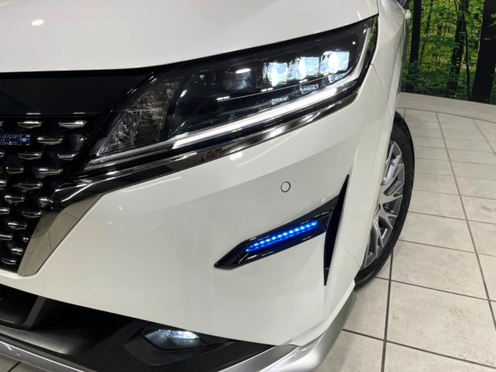 2021 Nissan Note 6AA-SNE13 (UW-69f06795822e0)[16]