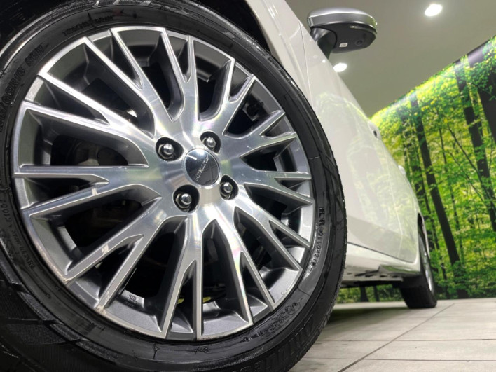 2021 Nissan Note 6AA-SNE13 (UW-69f06795822e0)[5]