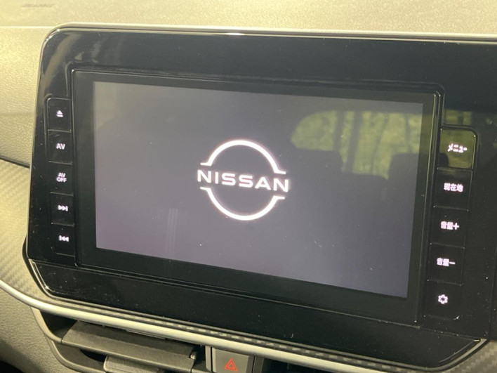 2021 Nissan Note 6AA-SNE13 (UW-69f0679609cb2)[5]