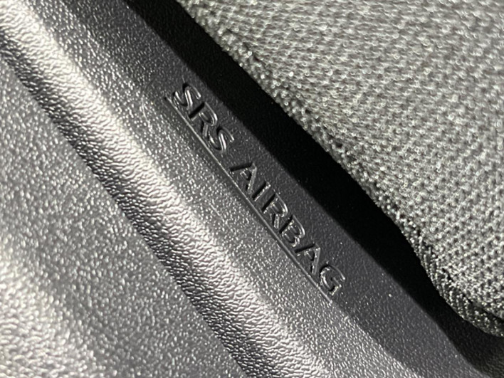 2021 Nissan Note 6AA-SNE13 (UW-69f0679609cb2)[28]