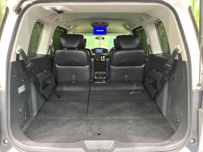 2013 Nissan Elgrand DBA-TE52 (UW-69f067985e2f6)[29]