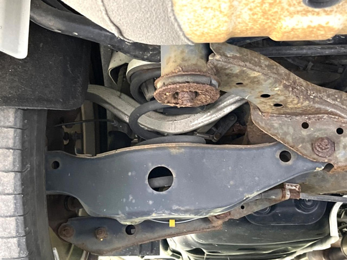 2013 Nissan Elgrand DBA-TE52 (UW-69f067985e2f6)[23]