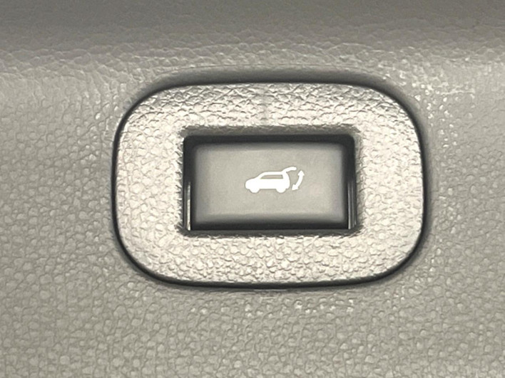 2024 Nissan Elgrand 5BA-TE52 (UW-69f067986f3c9)[18]