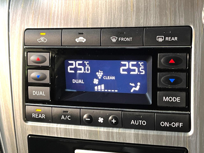 2014 Nissan Elgrand DBA-TNE52 (UW-69f06798a42a5)[14]