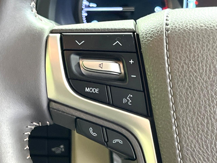 2022 Toyota Land Cruiser Prado 3BA-TRJ150W (UW-69f06798ce0d7)[27]