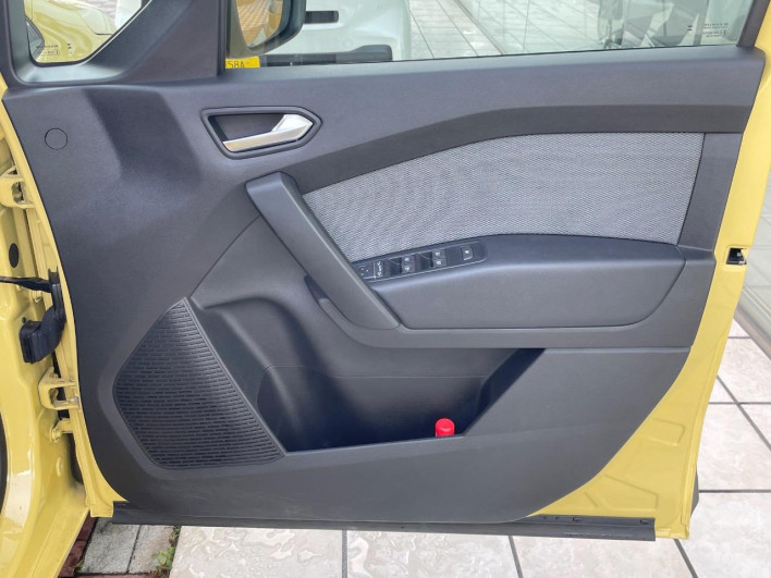 2024 Renault Kangoo 3BA-KFKH5H (UW-69f0679f63575)[19]