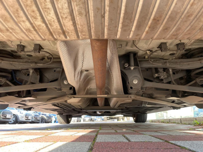 2014 BMW 2 Series DBA-2A15 (UW-69f067a600095)[14]