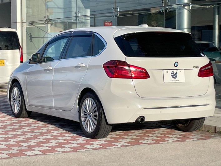 2014 BMW 2 Series DBA-2A15 (UW-69f067a600095)[17]