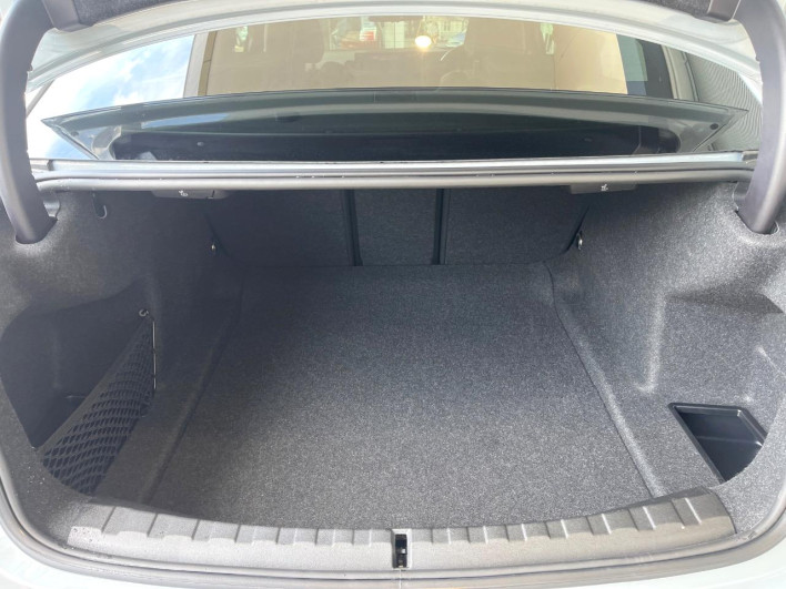 2024 BMW 3 Series 3BA-5F20 (UW-69f067a73c8e1)[13]