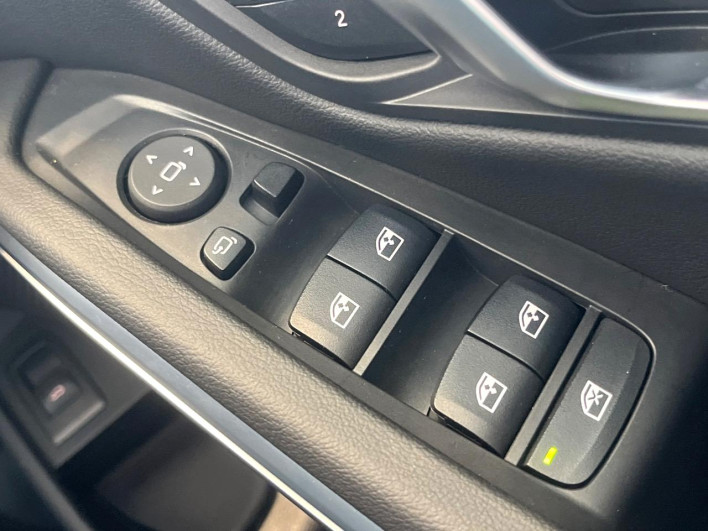 2024 BMW 3 Series 3BA-5F20 (UW-69f067a73c8e1)[24]