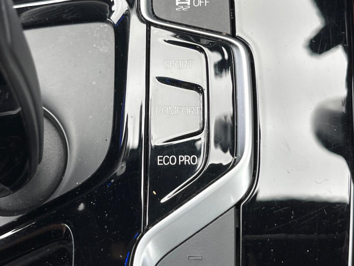 2018 BMW X3 LDA-TX20 (UW-69f067ab046cf)[21]