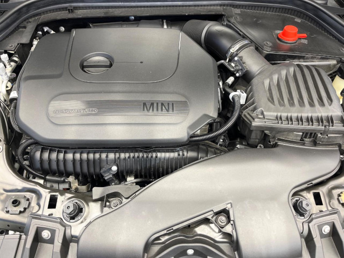 2024 Rover Mini 3BA-XR20MW (UW-69f067ad6dc8f)[4]