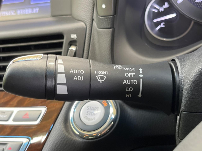 2015 Nissan Fuga DBA-Y51 (UW-69f067adbe364)[26]