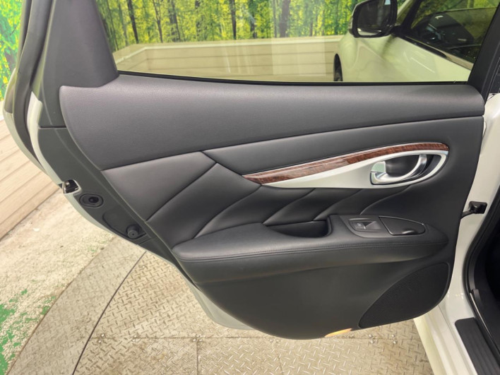 2015 Nissan Fuga DBA-Y51 (UW-69f067adbe364)[8]