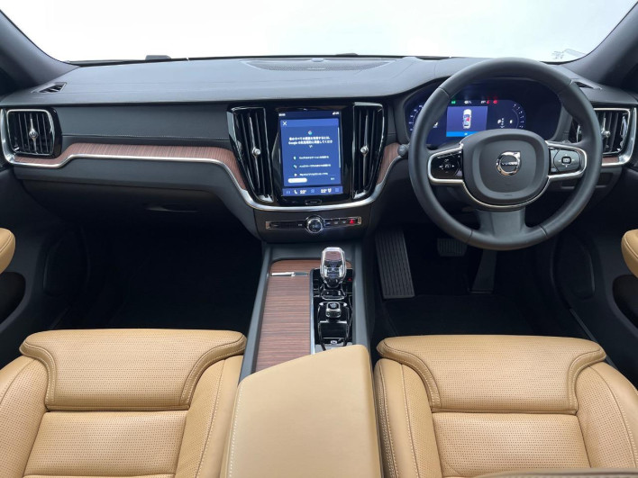 2023 Volvo V60 5AA-ZB420TM (UW-69f067b032ddb)[26]