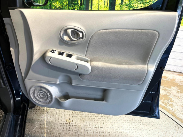 2011 Nissan Cube DBA-Z12 (UW-69f067b073a80)[28]