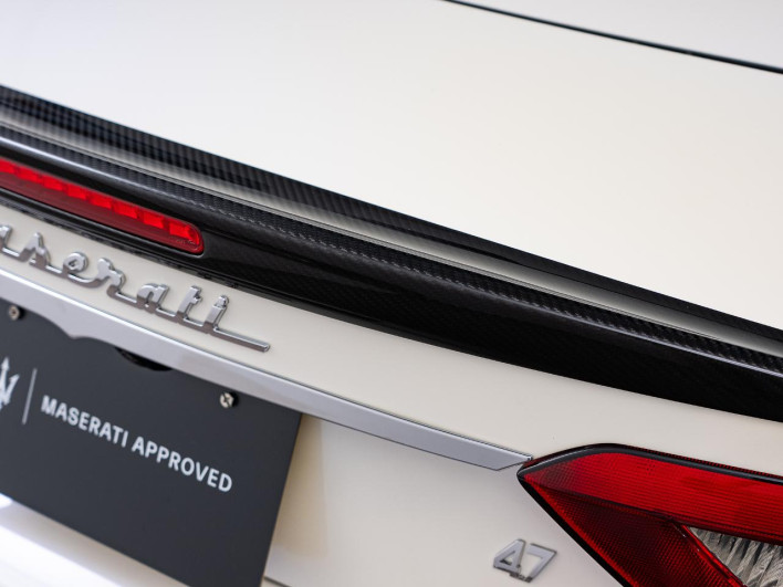 2019 Maserati Gran Cabrio ABA-MGCMC (UW-69f067b1da678)[18]
