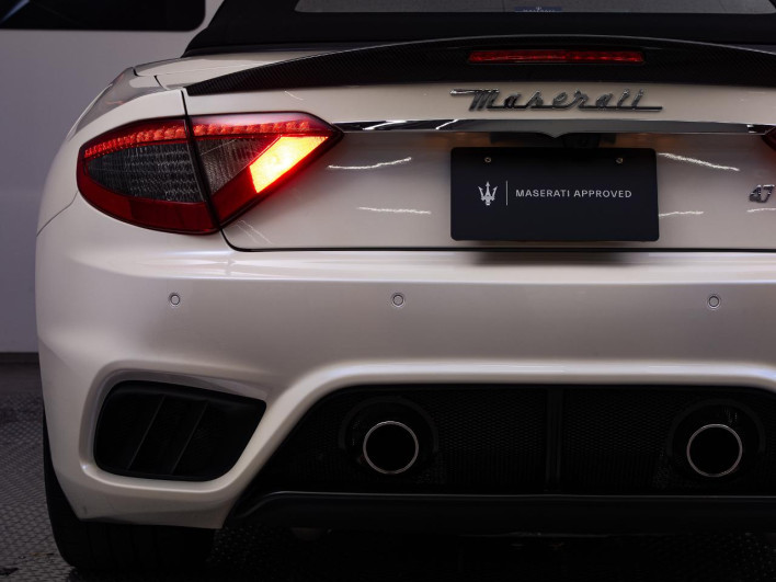 2019 Maserati Gran Cabrio ABA-MGCMC (UW-69f067b1da678)[7]