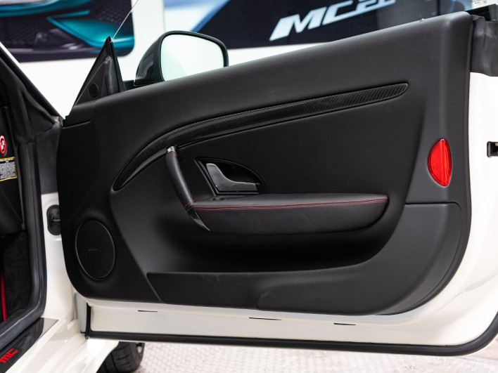 2019 Maserati Gran Cabrio ABA-MGCMC (UW-69f067b1da678)[5]