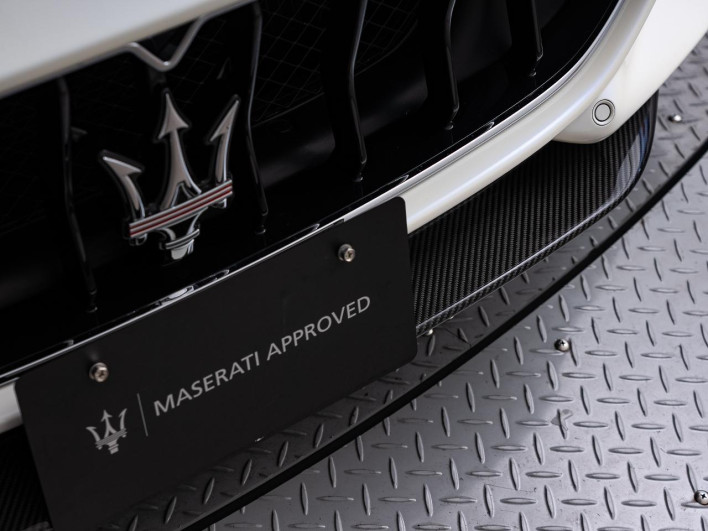 2019 Maserati Gran Cabrio ABA-MGCMC (UW-69f067b1da678)[26]