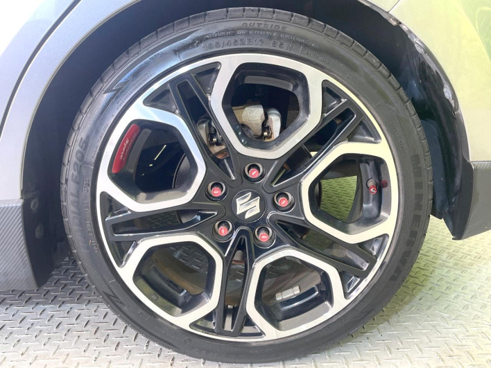 2019 Suzuki Swift Sport CBA-ZC33S (UW-69f067b1e9dab)[10]