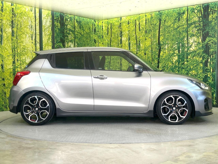 2019 Suzuki Swift Sport CBA-ZC33S (UW-69f067b1e9dab)[17]