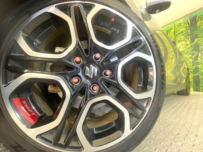 2019 Suzuki Swift Sport CBA-ZC33S (UW-69f067b1e9dab)[8]