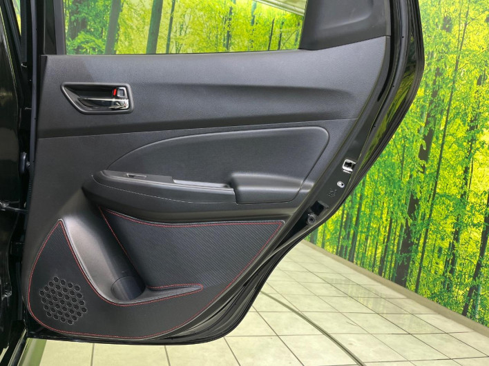 2019 Suzuki Swift Sport CBA-ZC33S (UW-69f067b20c5ce)[24]