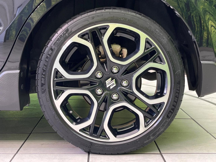 2019 Suzuki Swift Sport CBA-ZC33S (UW-69f067b20c5ce)[16]