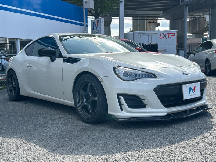 2018 Subaru BRZ DBA-ZC6 (UW-69f067b3a998d)[28]