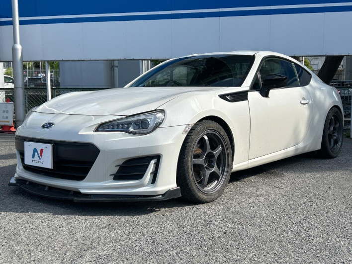 2018 Subaru BRZ DBA-ZC6 (UW-69f067b3a998d)[14]