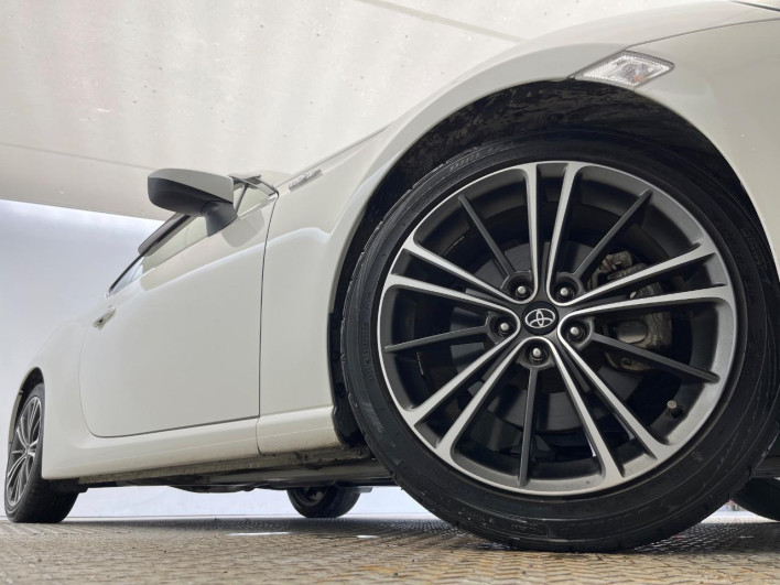 2016 Toyota 86 DBA-ZN6 (UW-69f067b4cc3d4)[11]