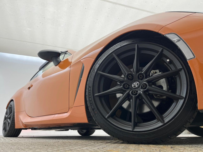 2023 Toyota GR86 3BA-ZN8 (UW-69f067b6329a2)[11]